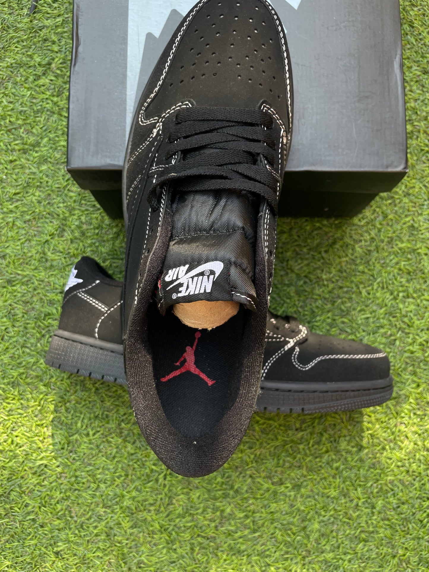 JORDAN 1 LOW TRAVIS SCOTT BLACK PHANTOM