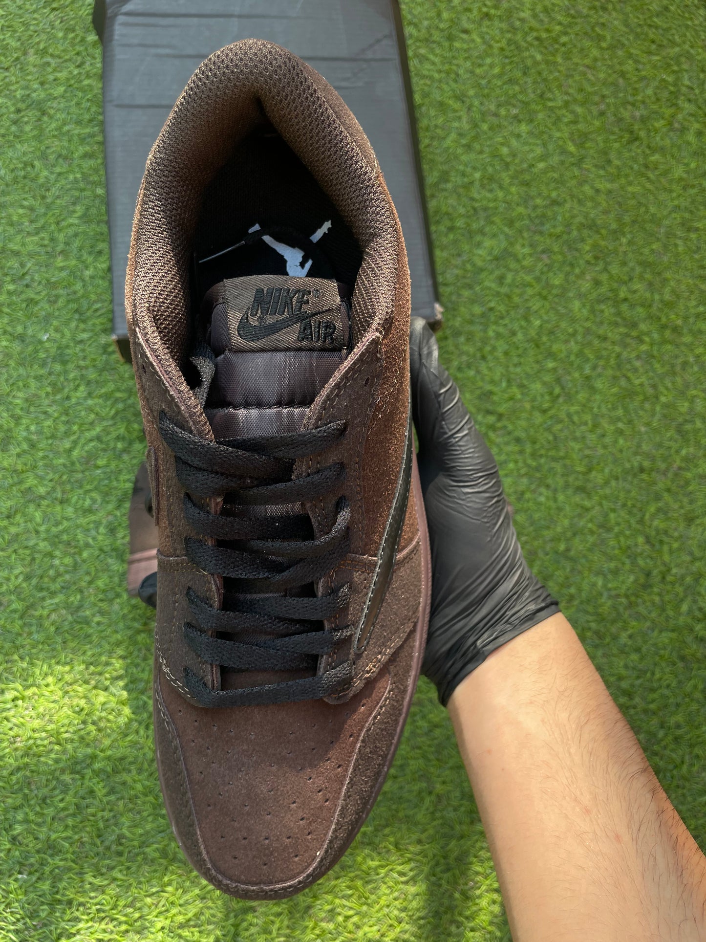 JORDAN 1 LOW TRAVIS SCOTT VELVET BROWN