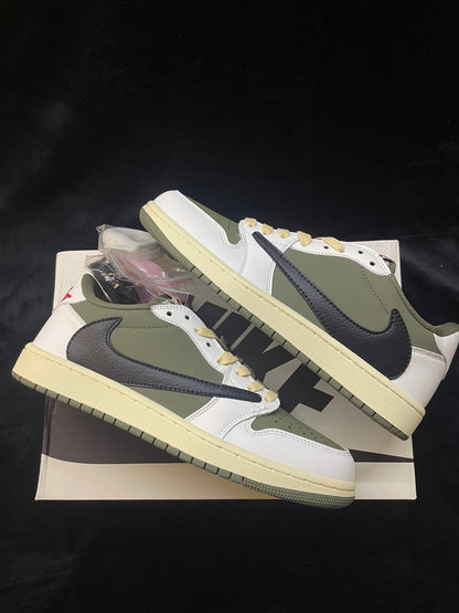 JORDAN 1 LOW TRAVIS SCOTT MEDIUM OLIVE