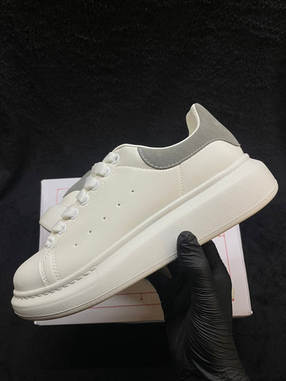 ALEXANDER MCQUEEN BLANCAS