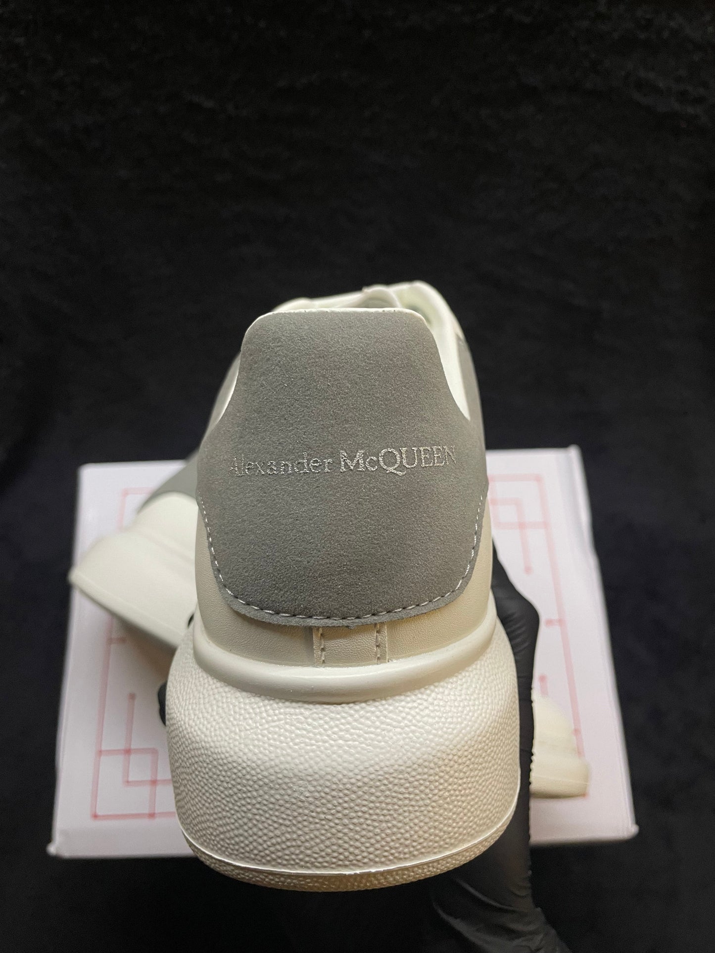 ALEXANDER MCQUEEN BLANCAS