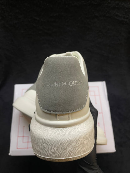 ALEXANDER MCQUEEN BLANCAS