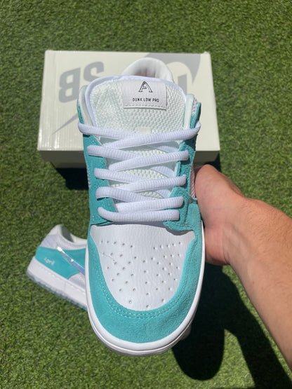 DUNK SB APRIL SKATEBOARD